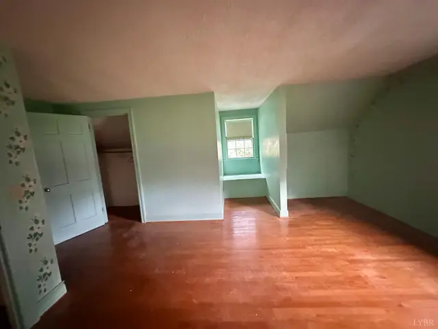 607 Middle Street, Lynchburg VA, listing photo 10 of 12