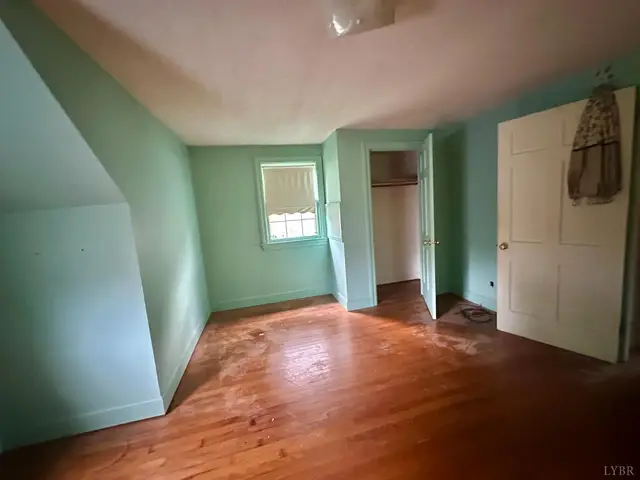 607 Middle Street, Lynchburg VA, listing photo 11 of 12