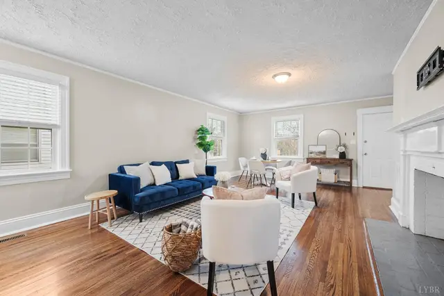 611 Riverside Drive, Lynchburg VA, listing photo 6 of 12