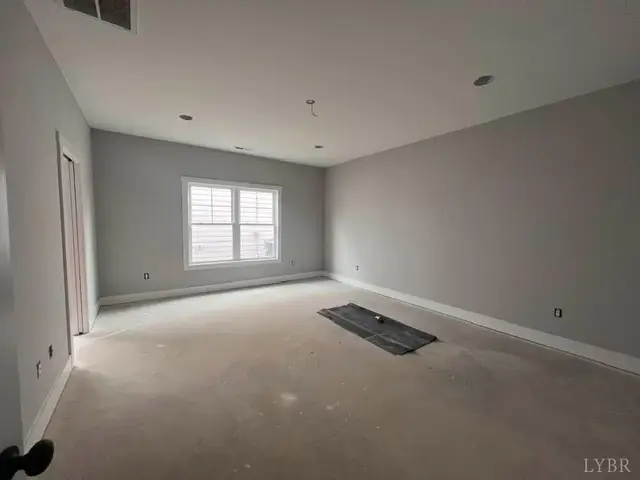 710 Elmwood Avenue, Lynchburg VA, listing photo 6 of 12