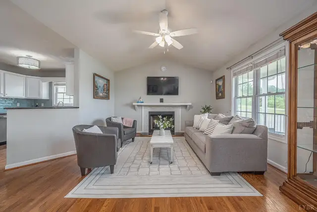 7179 Stage Road, Concord VA, listing photo 5 of 12