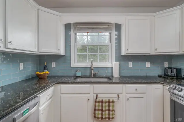 7179 Stage Road, Concord VA, listing photo 10 of 12