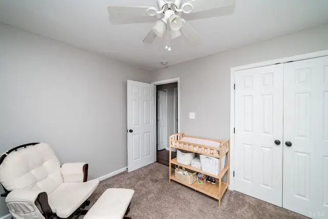 94 Valleyview Drive, Madison Heights VA, listing photo 4 of 12