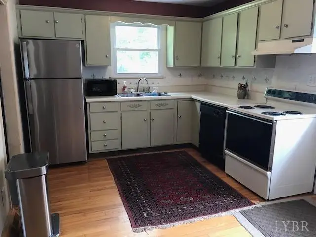 97 Settlers Row, Lynchburg VA, listing photo 9 of 12